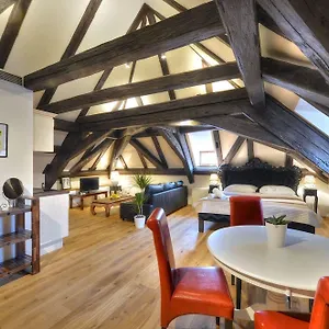 Old Town Boutique Apartment