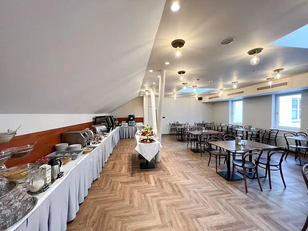 Hotel Beranek Прага 3*,  Чехия