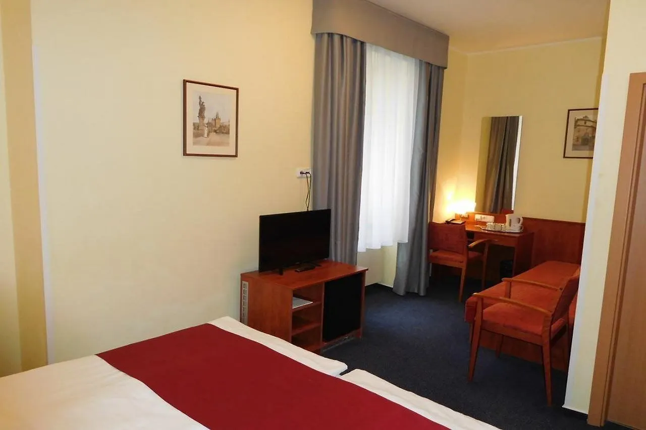 Hotel Beranek Prague 3*,